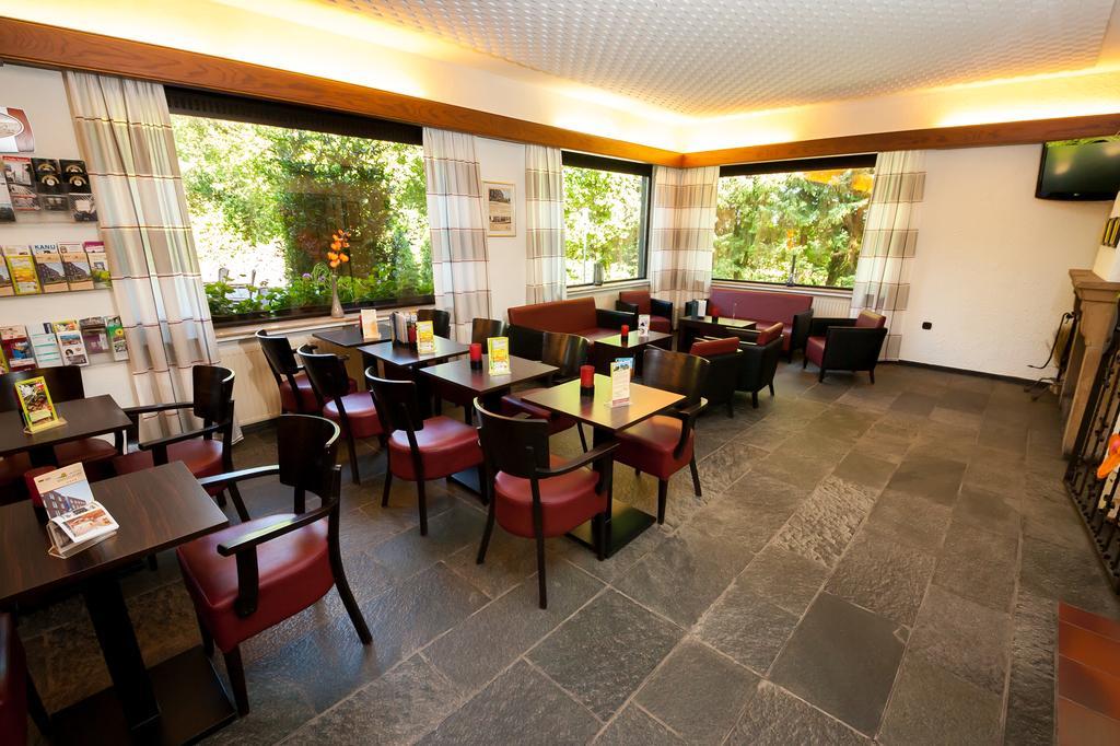 Wohlfuehlhotel Der Jaegerhof Willebadessen Exterior foto